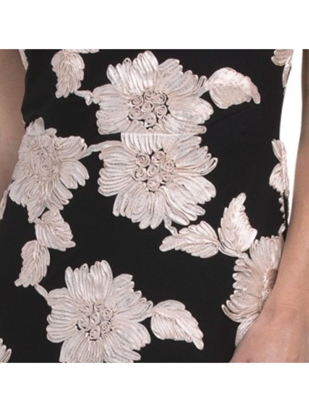 BETSY & ADAM Floral Soutache Gown - Picture 5 of 5